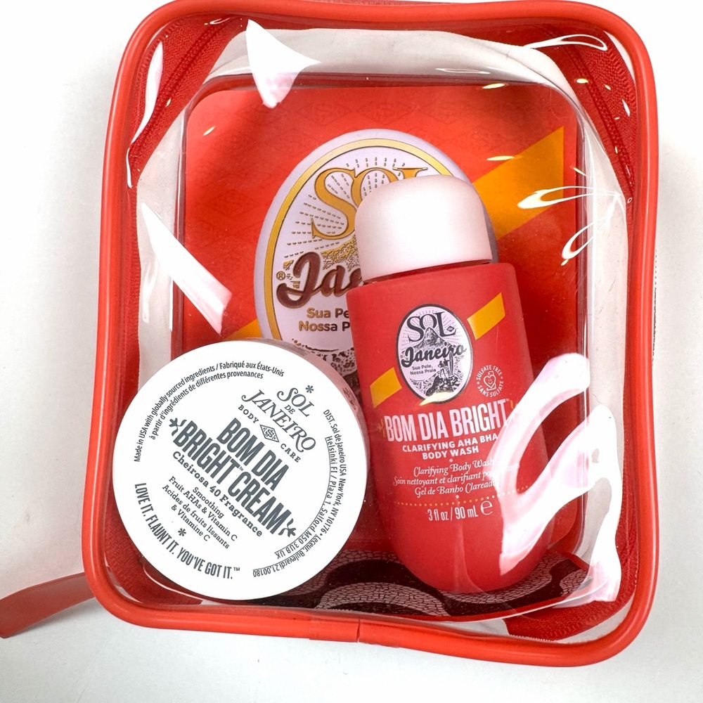 Sol de Janeiro Bom Dia Bright Body Wash Set - Red and White
